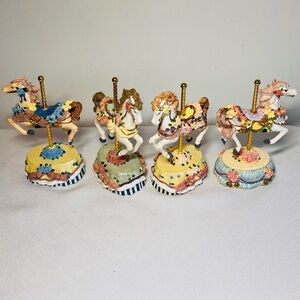 Heritage House Carousel Horse Figurines. Collectible. 🎠 🎠 🎠 Set of 4